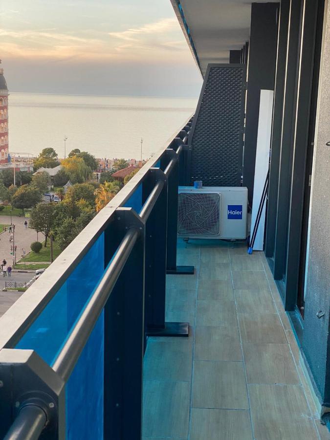 Lux Apartaments Batumi Camera foto