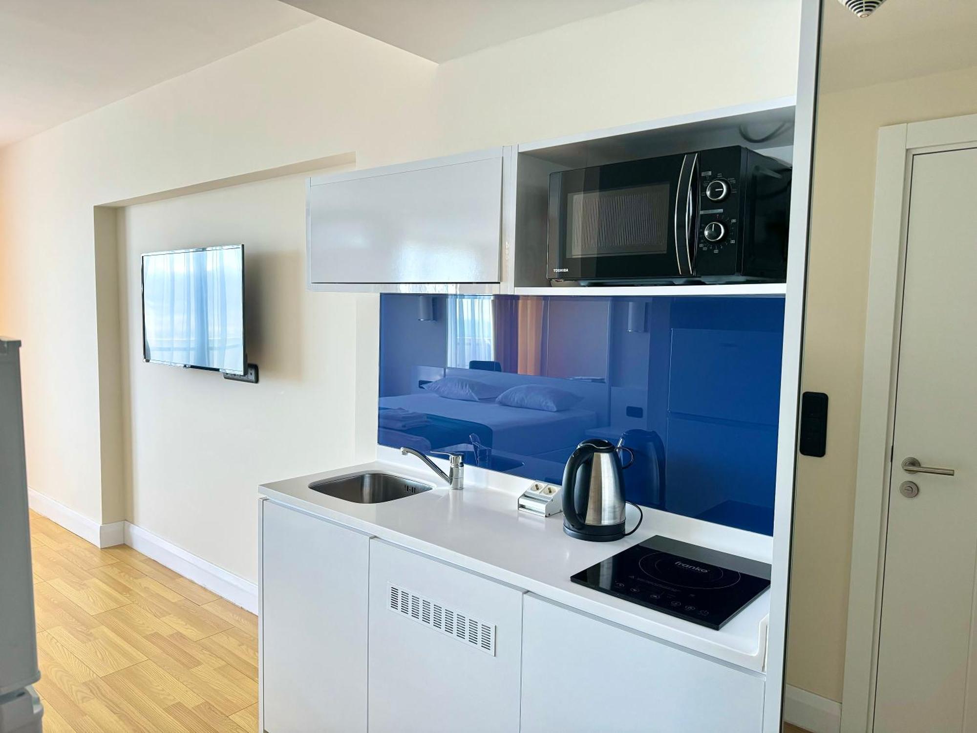 Lux Apartaments Batumi Esterno foto